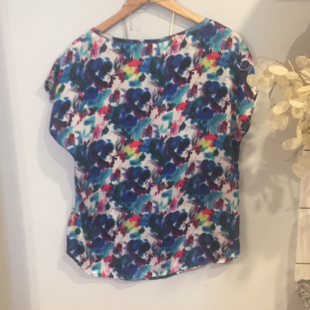 🌈Multicolored Top🌈 - Picture 7 of 7